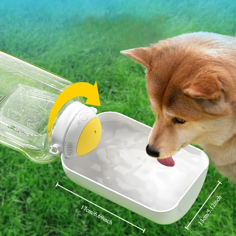 Cats and dogs go out drinking water feeding kettle Large capacity water and food integrated pet supplies